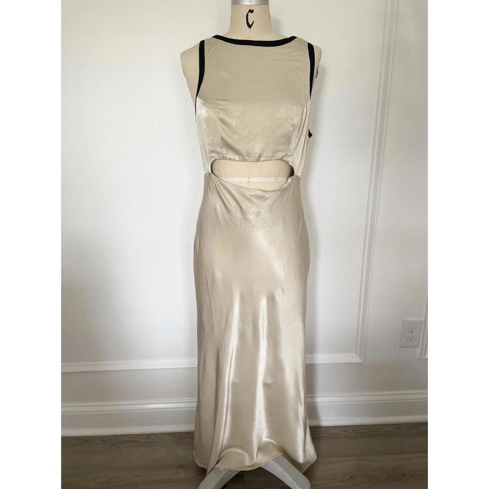 Anthropologie - Elegant Women's Maxi Dress with Cutout Detail, size L - Picture 4 of 13